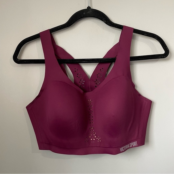VICTORIA Secret Sport Angel Max purple sports bra size 36D 🌂☂️🔮 - Picture 3 of 5